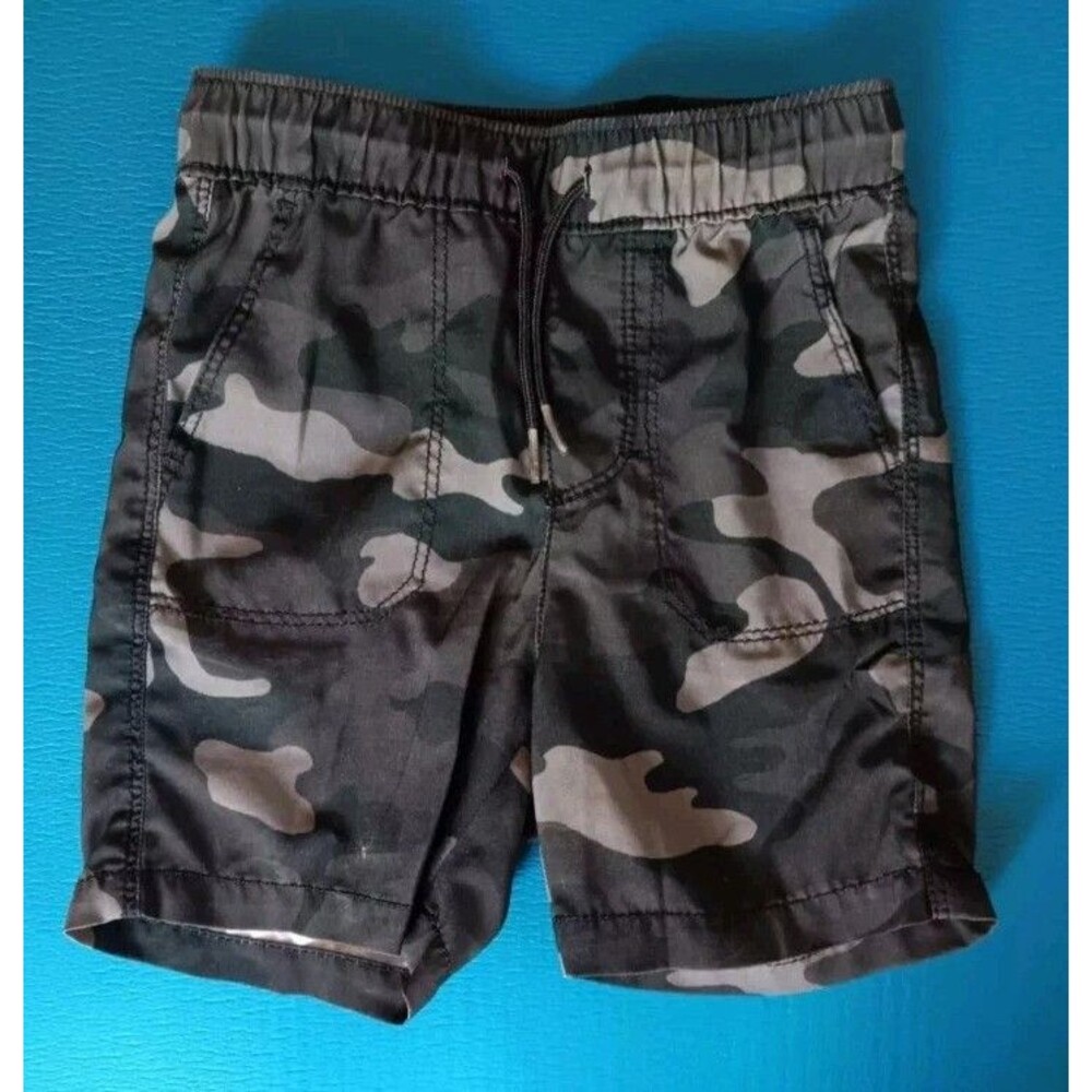 shorts 2T Boys Old Navy camouflaged light weight